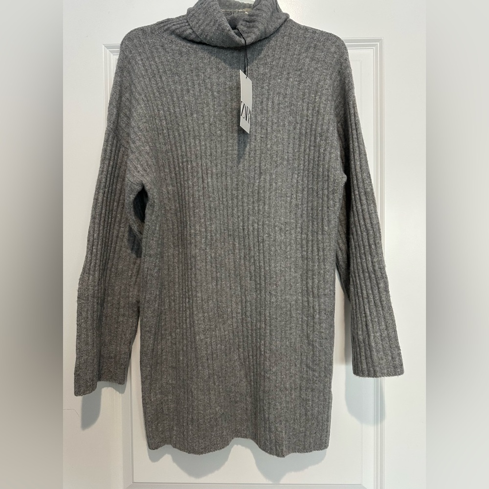 Zara Girls Gray Ribbed Turtleneck Sweater Dress 
Size 11-12 NWT